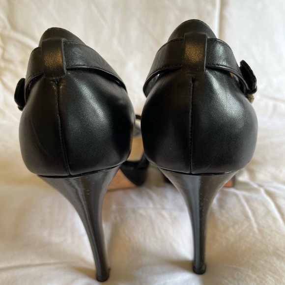 👠🌺EUC Cole Haan Heels… gorgeous - Picture 5 of 14